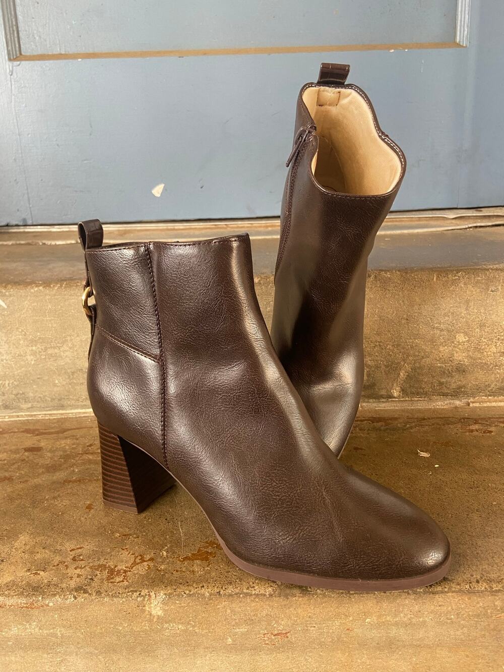 Lifestride chocolate brown wide width block heeled ankle boots